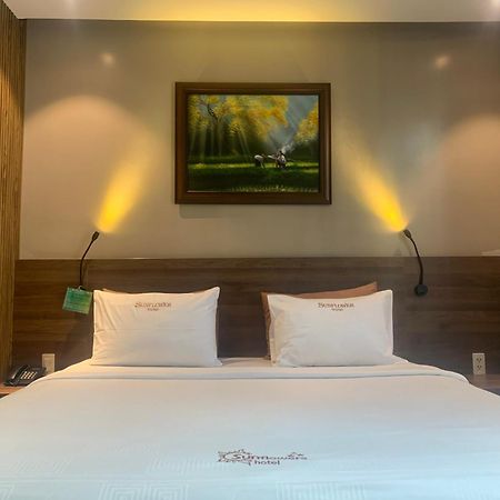 Sunflower Luxury Hotel Ho Chi Minh-staden Exteriör bild