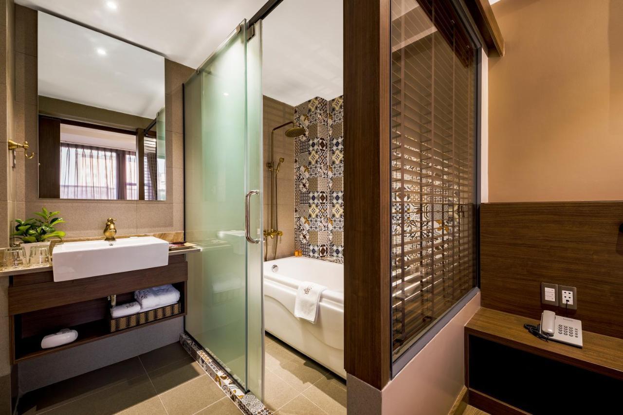 Sunflower Luxury Hotel Ho Chi Minh-staden Exteriör bild